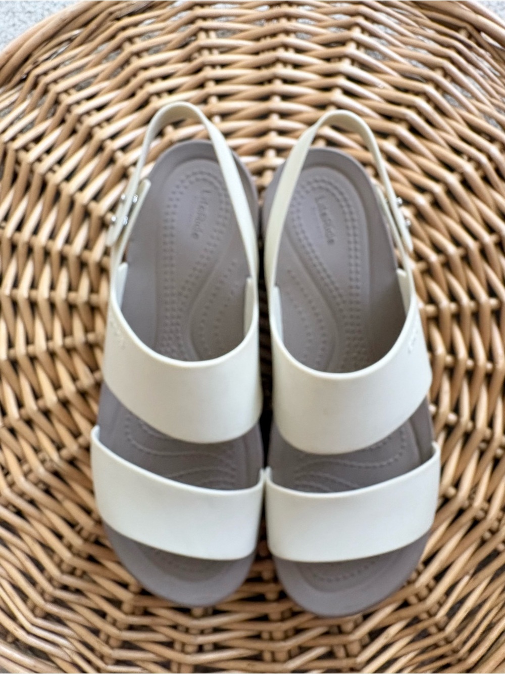 CROCS Ivory Beige Brooklyn Low Wedge Platform Sandals Women's Size 7 - Picture 6 of 9